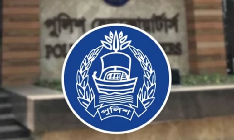 মাঝপথে মাইক্রোবাস বা  অনুরূপ যানবাহনে না চড়তে পুলিশের আহ্বান