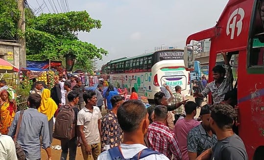 গাজীপুরের দুই প্রধান মহাসড়কে যানজটমুক্ত ঈদযাত্রা