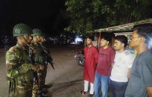 সারাদেশে যৌথ বাহিনী অভিযানে গত এক সপ্তাহে আটক ৩৮৪ জন