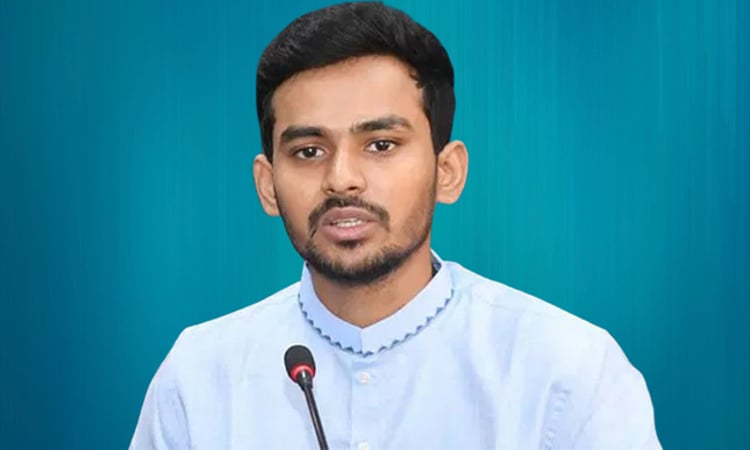 পশু নয়, কোরবানি হোক অহংকার হিংসা অবিচারের : আসিফ মাহমুদ