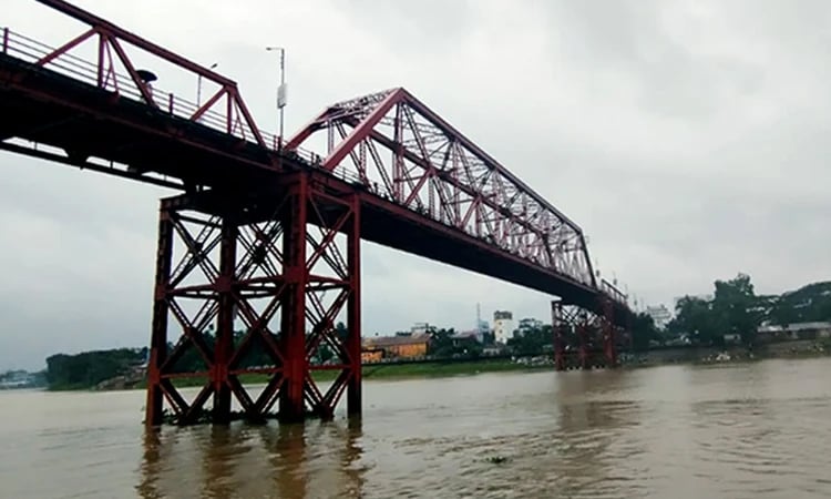 সুরমা-কুশিয়ারা নদীর পানি সমতল কমছে; ৭২ ঘন্টায় হ্রাস অব্যাহত থাকবে