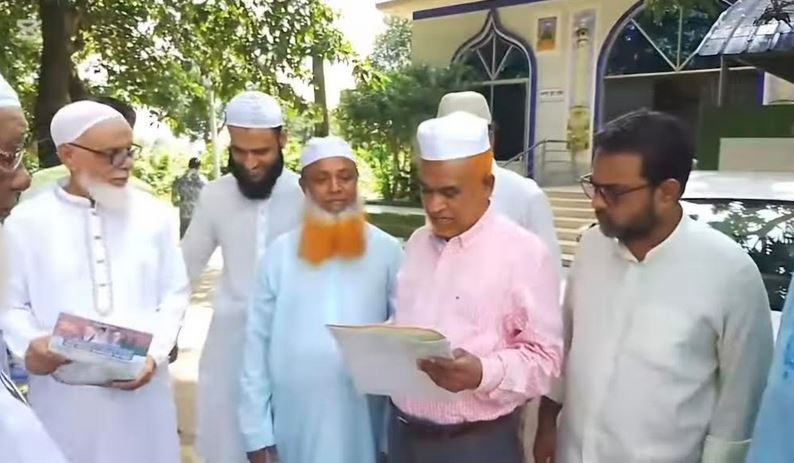 ‘রাষ্ট্রকাঠামো মেরামতের ৩১ দফা’ প্রচারে রাজধানীর ডেমরা এলাকায় বিএনপি নেতৃবৃন্দ