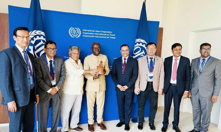 ‘কর্মসংস্থান অধিদপ্তর’ প্রতিষ্ঠার উদ্যোগ নিয়েছে সরকার : শ্রম উপদেষ্টা