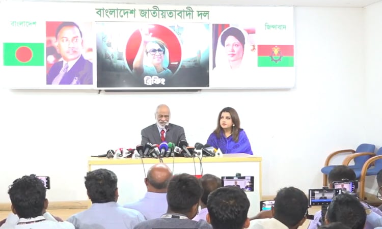 দেশের মানুষ ভোট দিতে উন্মুখ হয়ে আছে: ড. মঈন খান