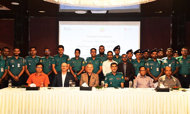 সড়কে শৃঙ্খলা রক্ষায় রোড ক্র্যাশ ইনভেস্টিগেশন প্রশিক্ষণ কর্মশালা অনুষ্ঠিত