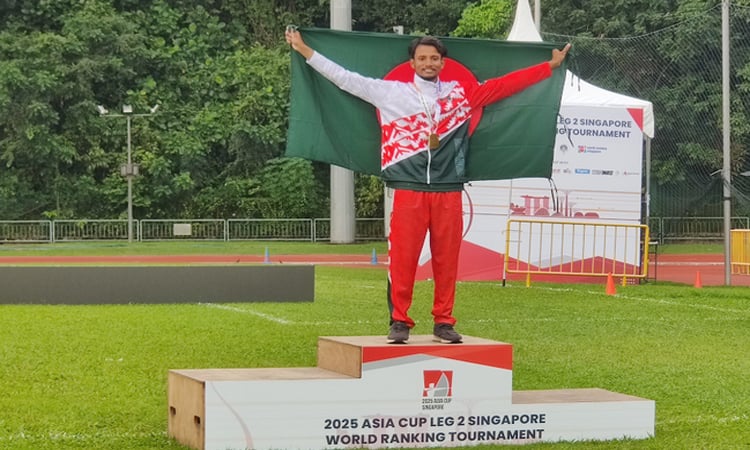 এশিয়া কাপ আর্চারিতে সোনা জিতলেন বাংলাদেশের আলিফ