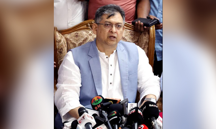 রাজনীতিবিদদের ন্যূনতম বিষয়গুলোতে একমত হওয়ার আহ্বান জানিয়েছেন সালাহউদ্দিন আহমেদ