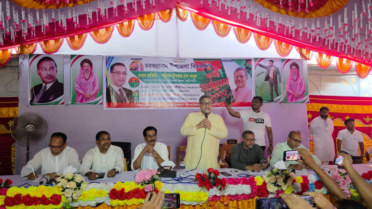 আপসহীন নেত্রী খালেদা জিয়া কখনো দেশ ছেড়ে পালায়নি: বাবুল