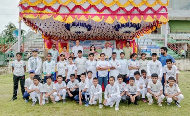 নেত্রকোনায় অনূর্ধ্ব-১২ ক্রিকেট কার্ণিভাল অনুষ্ঠিত