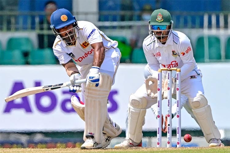 প্রথম সেশন শ্রীলংকার