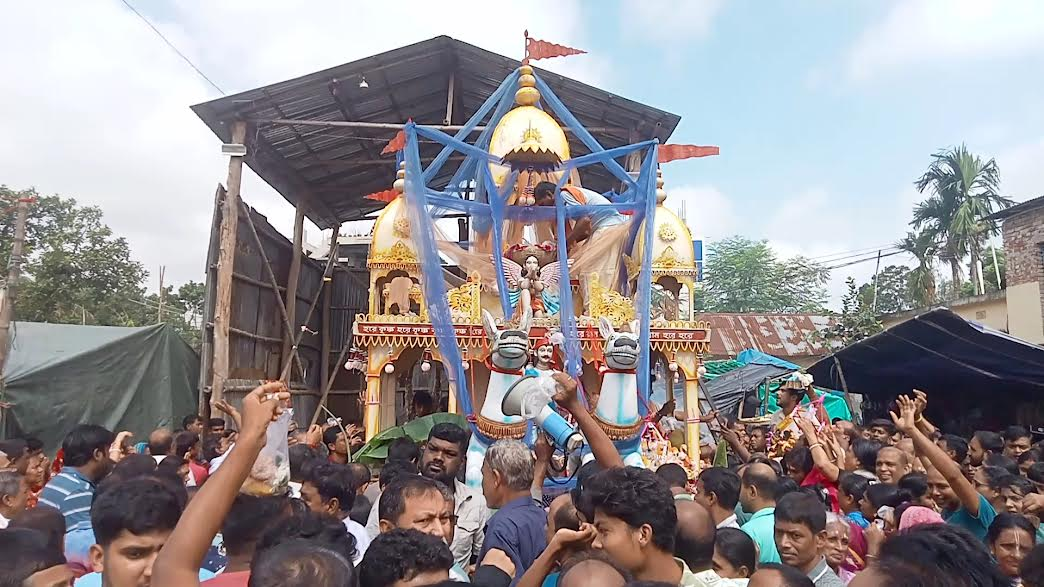 নওগাঁয় রথযাত্রা উৎসব শুরু