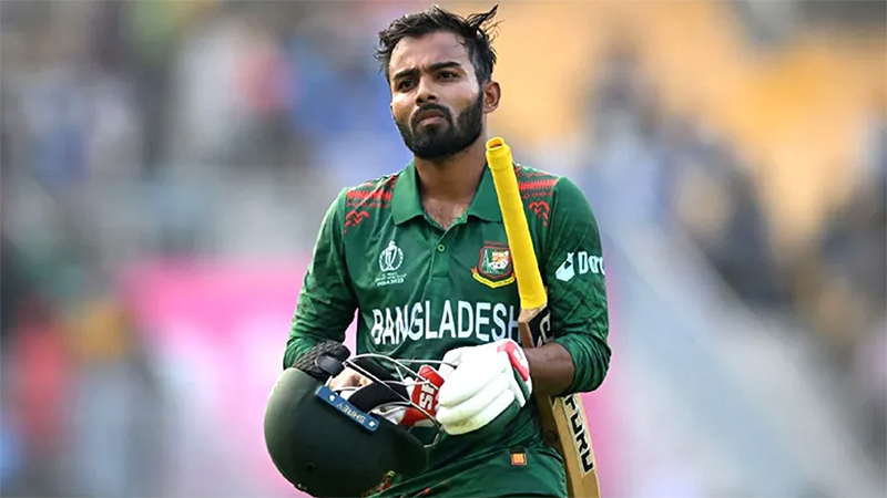 ১৬ রান দূরে হৃদয়