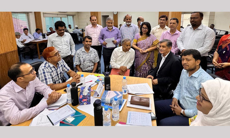 পাঠ্য বইয়ের ত্রুটি সংশোধনে চার দিনব্যাপী কর্মশালা এনসিটিবি’র