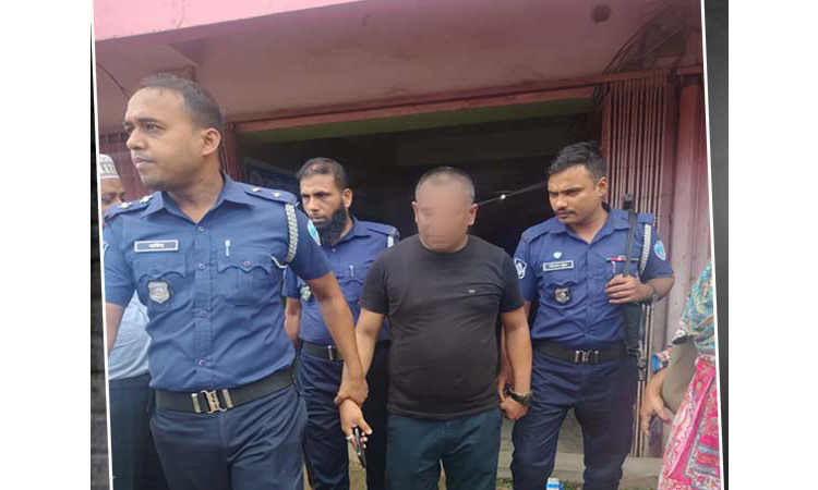 রাউজানে ভুয়া চিকিৎসক আটক, জরিমানা দিতে না পারায় হাজতে