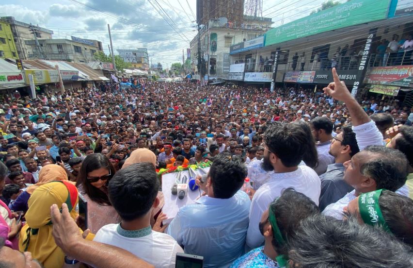 উন্নয়ন মানে কেবল ঢাকার উন্নয়ন নয়, প্রান্তিক মানুষের উন্নয়ন : নাহিদ ইসলাম