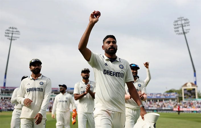 স্মিথ-ব্রুকের সেঞ্চুরি সত্ত্বেও সিরাজের বোলিংয়ে এগিয়ে ভারত