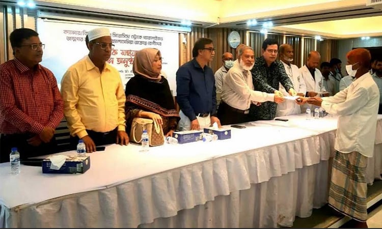 সমাজকল্যাণ মন্ত্রণালয়ের অনুদান পেলেন ৩৪৭ জটিল রোগী 
