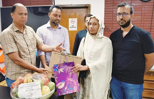 গণঅভ্যুত্থানে শহীদ জাহিদের ভাই জিসানের চিকিৎসার খোঁজ নিলেন তারেক রহমান