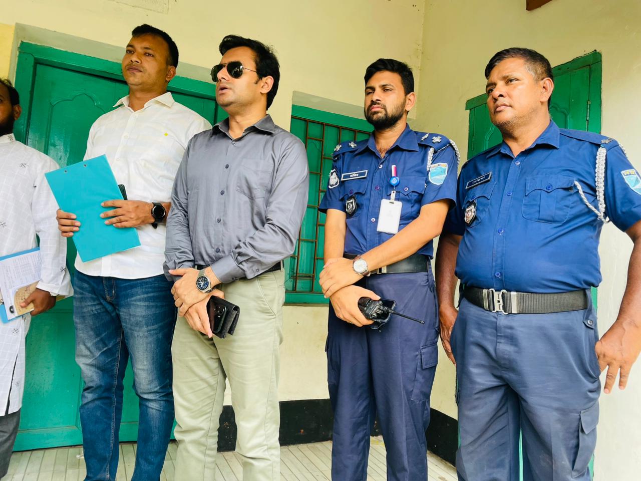 ভৈরবে মোবাইল কোর্ট: ১৫০ কেজি নিষিদ্ধ পলিথিন জব্দ 
