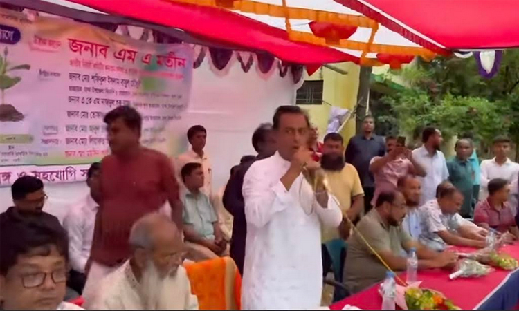 মান্দা উপজেলা বিএনপির উদ্যোগে ৩১ দফা প্রচার ও বৃক্ষরোপণ 