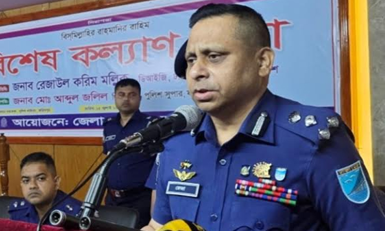 নিষিদ্ধ সংগঠনের কারও সঙ্গে আঁতাতের গন্ধ পেলে ছাড় দেয়া হবে না: ডিআইজি ঢাকা রেঞ্জ