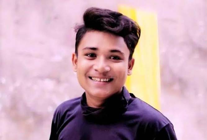 ২০ জুলাই দুপুরে গাজীপুরে শহীদ হন নওগাঁর রায়হান আলী