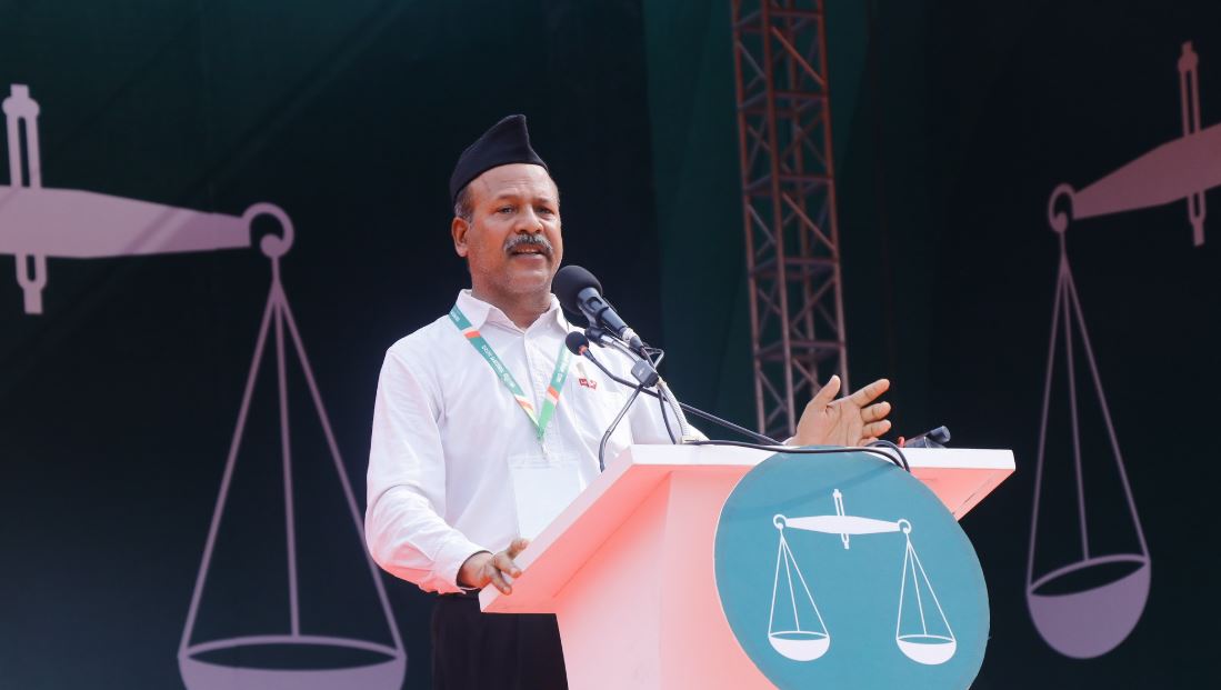 জামায়াতের জাতীয় সমাবেশে হিন্দু মহাজোটের নেতা গোবিন্দ চন্দ্র প্রমাণিক