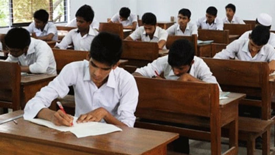 আজকের এইচএসসি ও সমমানের সকল পরীক্ষা স্থগিত