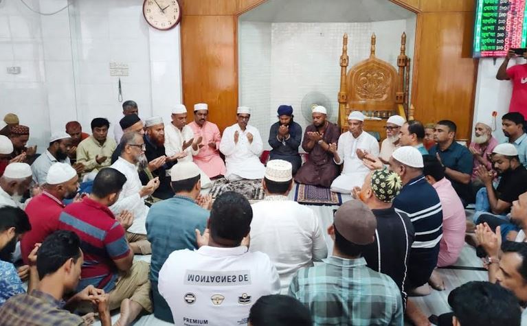 মাইলস্টোন স্কুলে বিমান দুর্ঘটনায় নিহতদের স্মরণে কুমিল্লায় বিএনপির দোয়া মাহফিল