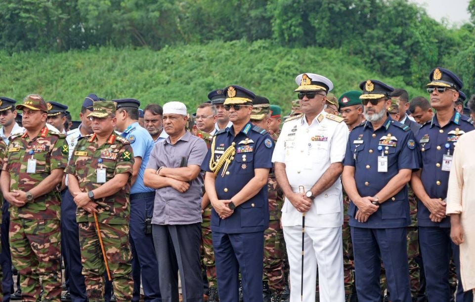দেশবাসীকে ধৈর্য ধরার ও কোনো অপতথ্য বিশ্বাস না করার আহবান বিমান বাহিনী প্রধানের