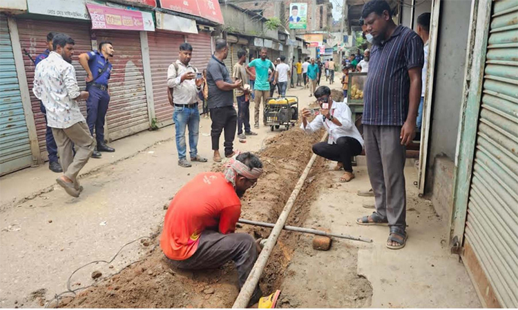 তিন জেলায় অভিযানে অবৈধ গ্যাস সংযোগ বিচ্ছিন্ন ও জরিমানা আদায়