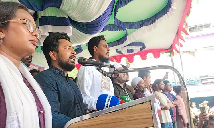 আগস্টের মধ্যে জুলাই সনদ ও ঘোষণাপত্র আদায় করা হবে : নাহিদ