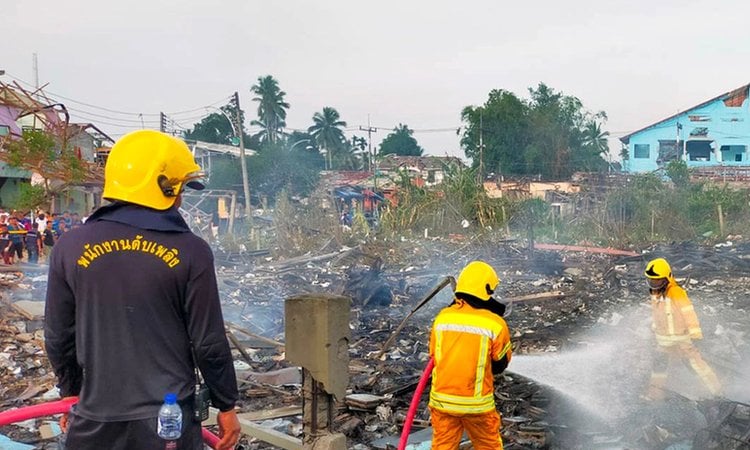 থাইল্যান্ডে আতশবাজির কারখানায় বিস্ফোরণে ৪ জনের প্রাণহানি