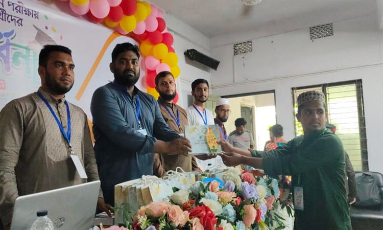 কুড়িগ্রামে জিপিএ- ৫ প্রাপ্ত শিক্ষার্থীদের সংবর্ধনা 