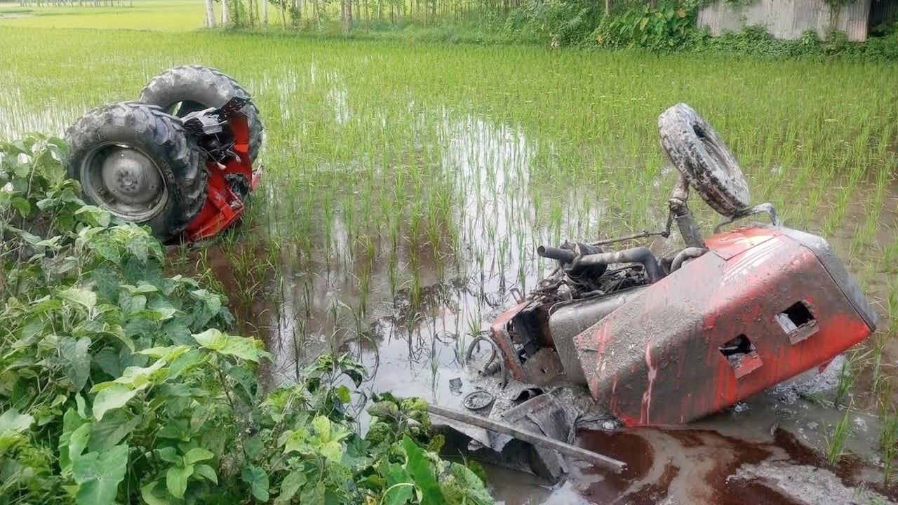রংপুরে ট্রাক্টরে ট্রেনের ধাক্কায় গুরুতর আহত ১