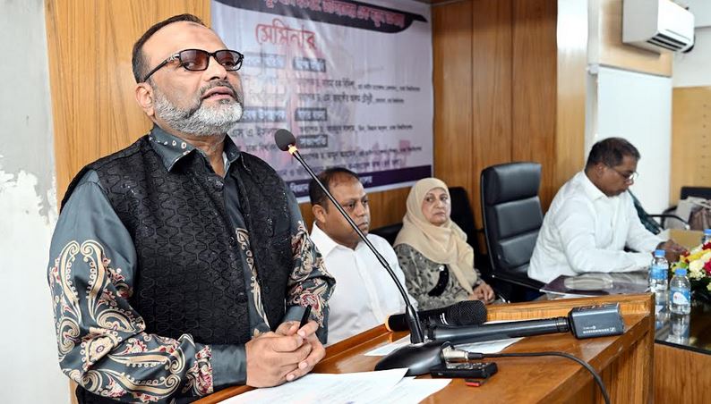 ঢাকা বিশ্ববিদ্যালয়ে জুলাই গণঅভ্যুত্থান রচনা প্রতিযোগিতায় ৬ শিক্ষার্থী পুরস্কৃত