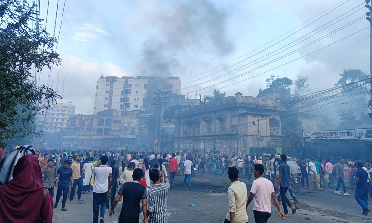 মার্চ টু ঢাকার উদ্দেশ্যে বেরিয়ে শহীদ হন স্বজন