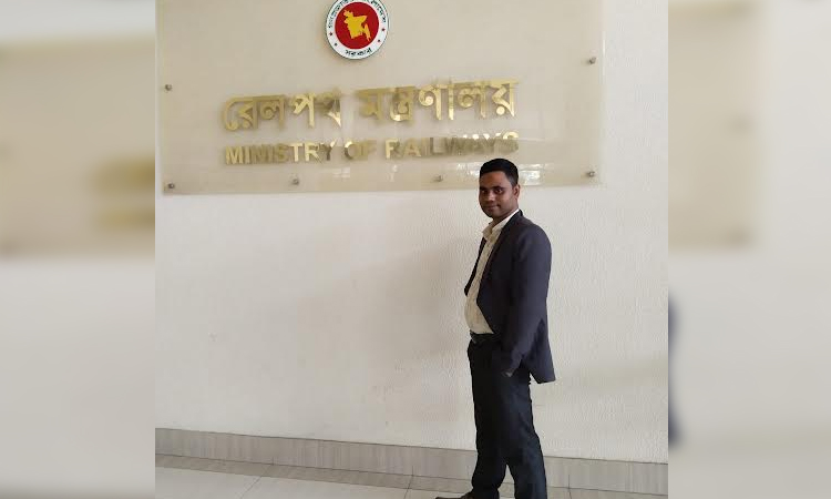 নেত্রকোনায় দুর্বৃত্তদের হামলায় রেল কর্মচারী নিহত