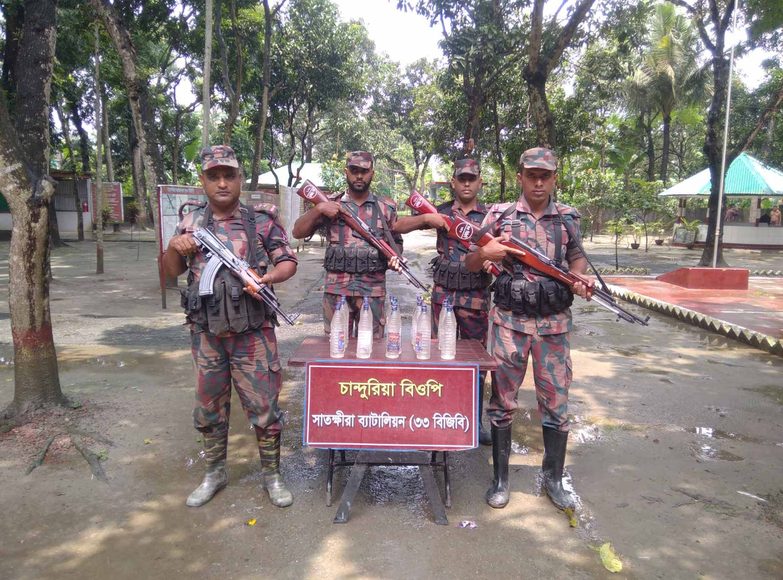 সাতক্ষীরার বিভিন্ন সীমান্ত থেকে ভারতীয় চোরাচালানী পণ্য জব্দ