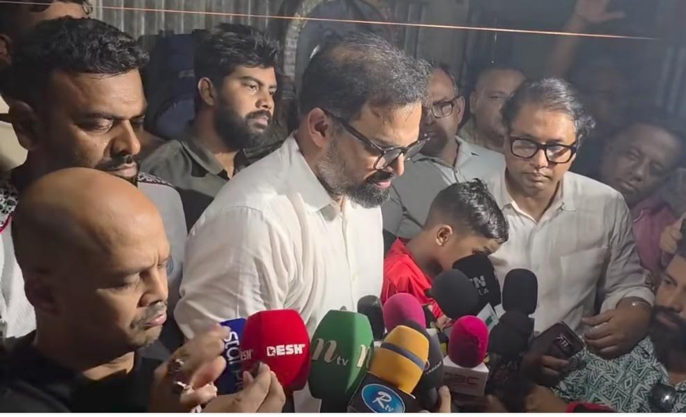 মতলবের ফুটবল বিস্ময়বালক সোহানের পাশে তারেক রহমান