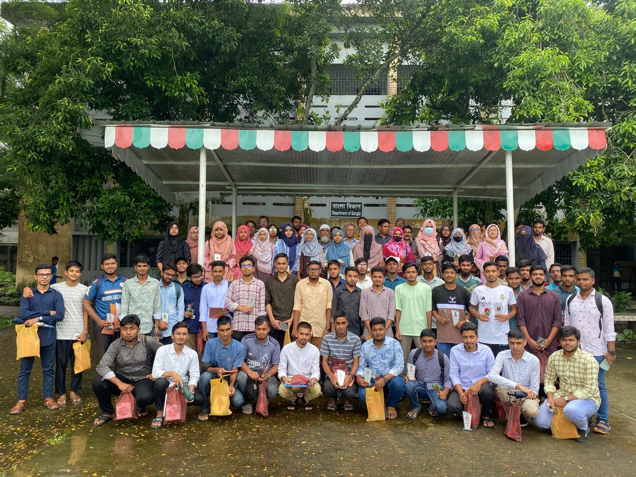 জয়পুরহাটে কৃতী শিক্ষার্থীদের সংবর্ধনা