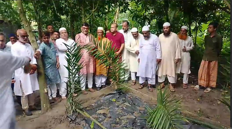 নিহত সাংবাদিক আসাদুজ্জামান তুহিনের পরিবারের পাশে বিএনপি