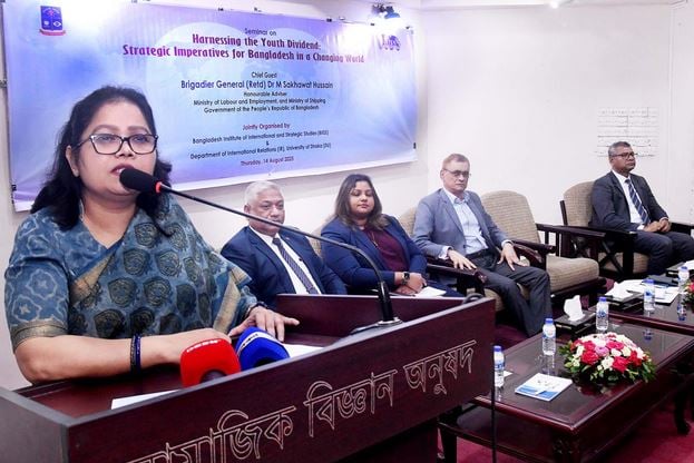 তারুণ্যের শক্তিতে দেশকে এগিয়ে নেওয়ার এখনই সময় : ড. সায়মা