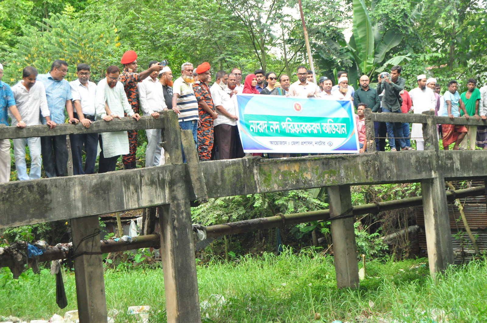 নাটোরের নারদ নদের পরিষ্কার পরিচ্ছন্নতা অভিযান শুরু 