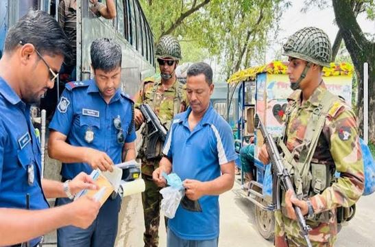 চাঁদপুরে ট্রাফিক আইন লঙ্ঘন করায় একলাখ ৭৫ হাজার টাকা জরিমানা