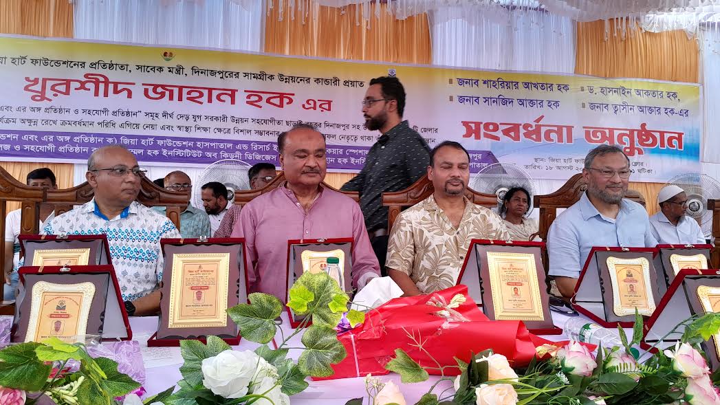 প্রয়াত মন্ত্রী খুরশিদ জাহানের ছেলেদের সংবর্ধনা