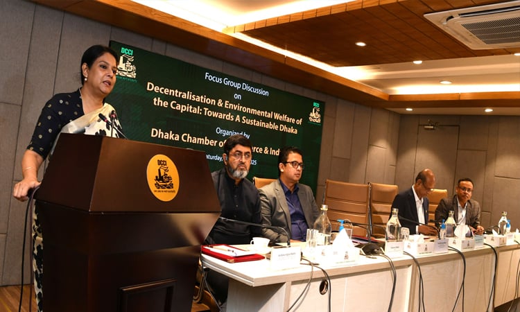 সরকার টেকসই উন্নয়নের বিভিন্ন উদ্যোগে জনগণকে সম্পৃক্ত করছে : পরিবেশ উপদেষ্টা