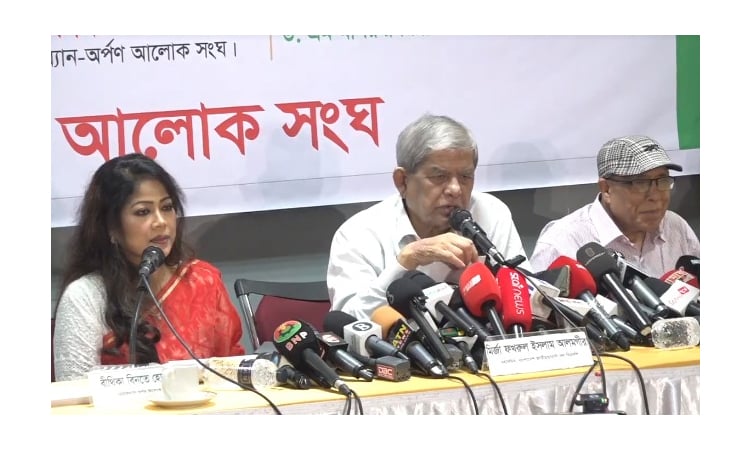 নির্বাচিত সরকারই সংকট সমাধানের পথ : মির্জা ফখরুল