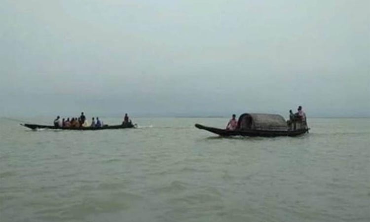 সুনামগঞ্জে হাওরে নৌকা ডুবে নিখোঁজ ২  