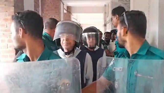 রিমান্ড শেষে কারাগারে সাবেক মন্ত্রী আনিসুল ও মেনন 
